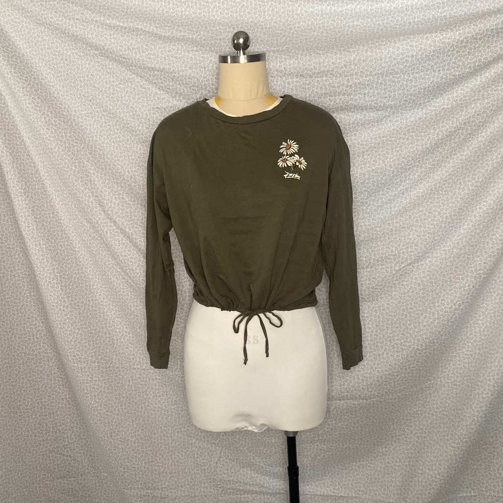 Olive Army Green Drawstring Bottom Long Sleeve Shirt Daisy Print Back Quote